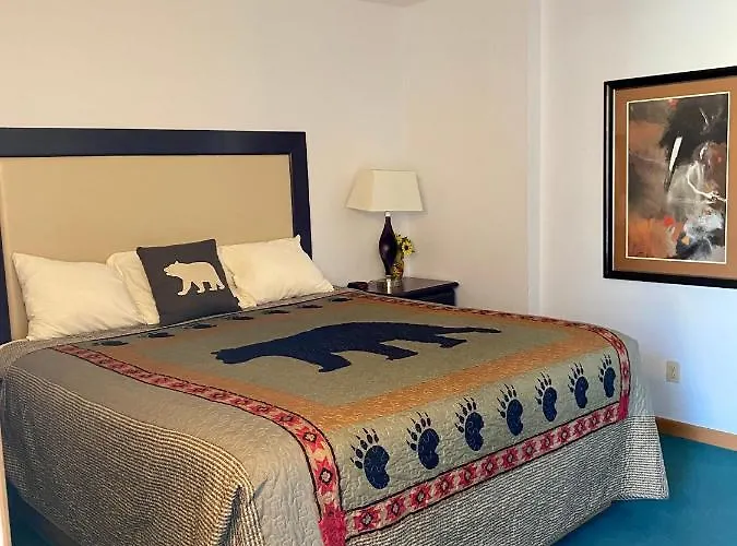 Holiday Lodge Motel 2*