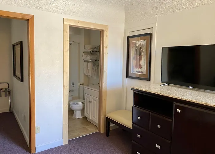 Holiday Lodge 2*