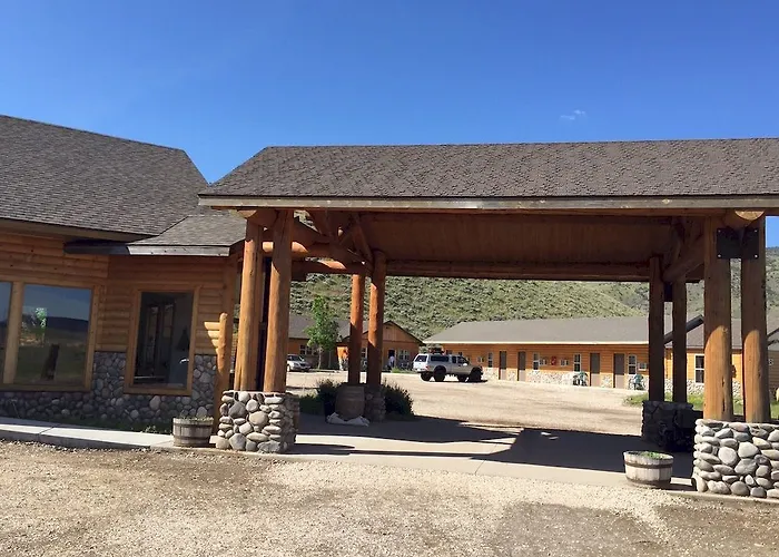 Holiday Lodge 2*