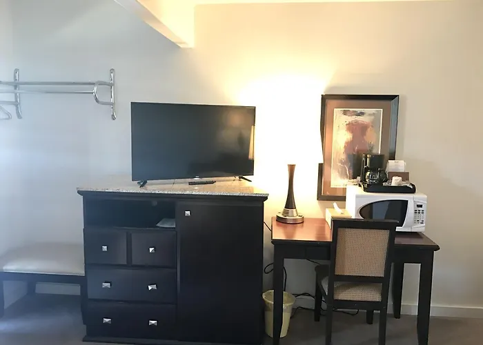 Holiday Lodge